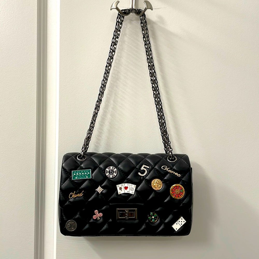 UNBRANDED Casino Lucky Charm theme black quilted crossbody chain reissue bag